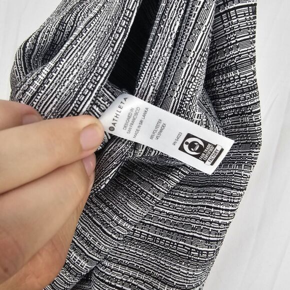 Athleta HIGH RISE JACQUARD CHATURANGA™ 7/8 TIGHT Size XS Black - Picture 8 of 8